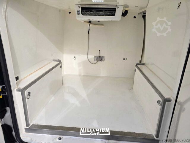 Furgoneta frigorífica FIAT DOBLO FRIGO 2019 ATP 2028