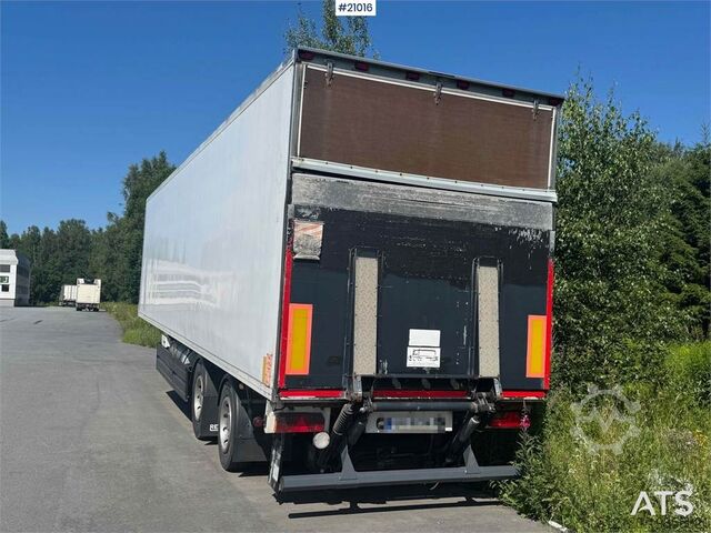 Semirreboque Renders com unidade de refrigeração! Renders Semitrailer with refrigeration unit!