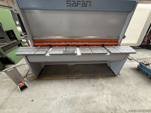 Nożyce gilotynowe SAFAN - HT 255-8 Safan HT 255-8