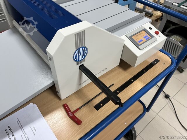 Halbautomatische Rillmaschine Cyklos GPM 450SA Semi-Automatic Creaser