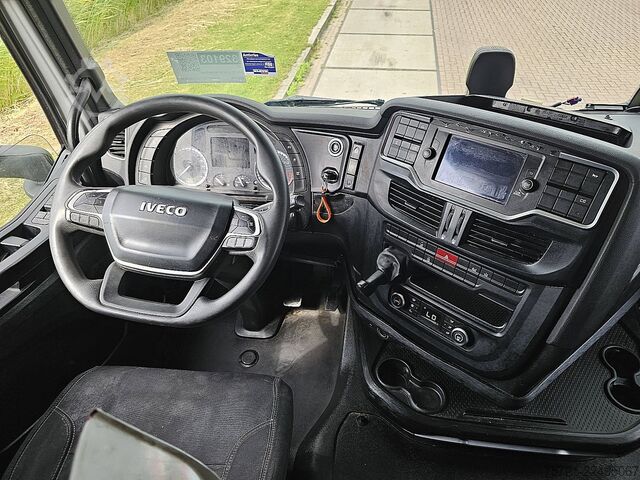 Standard-SZM IVECO S-WAY AS440S46 lng