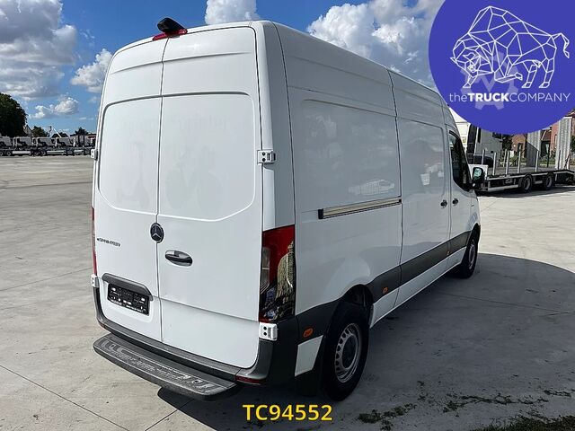 Furgonetka Mercedes-Benz E-SPRINTER L2H2 41 kWh