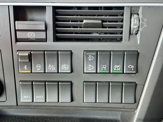Standardni tegljač VOLVO FH 500 4x2 BL Kompressor Retarder