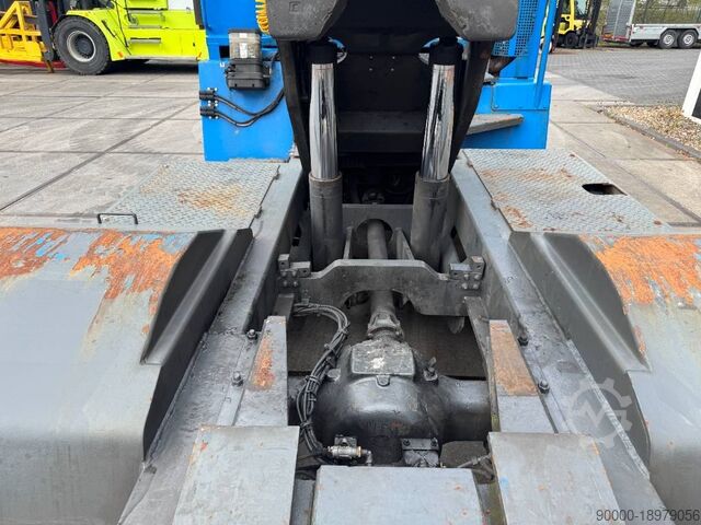 Terminal tractor Terberg YT220