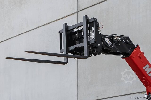 Landbouw verreiker Manitou ULM 412 H - Export price