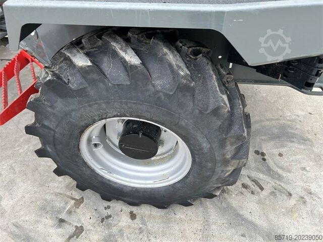 Camión volquete Wacker Neuson DW30 (8303)