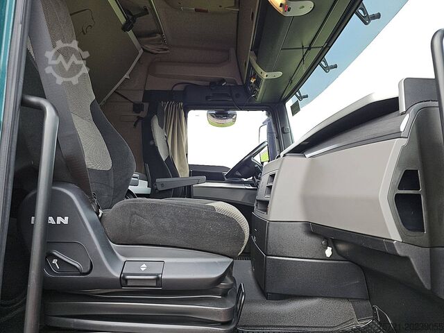 Standard-SZM MAN 18.500 TGX XLX RETARDER 2X TANK