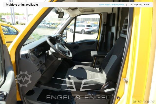 Furgon skrzyniowy iveco Daily 35 S11 C30C AUTOMATIK KAMERA Regale LUFT DURCHGANG EURO-5 CoC