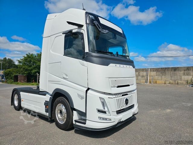 Standaard trekker VOLVO Volvo 460 neues Modell, full Option, 2 Kreis Hyd