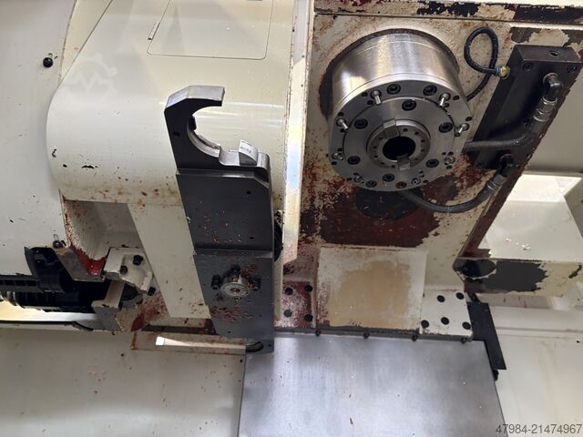 Vertikales Bearbeitungszentrum HURCO VMX 30