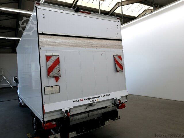 Transporter mit Koffer Mercedes-Benz Sprinter317CDI Maxi Koffer,LBW,Klima,Kamera