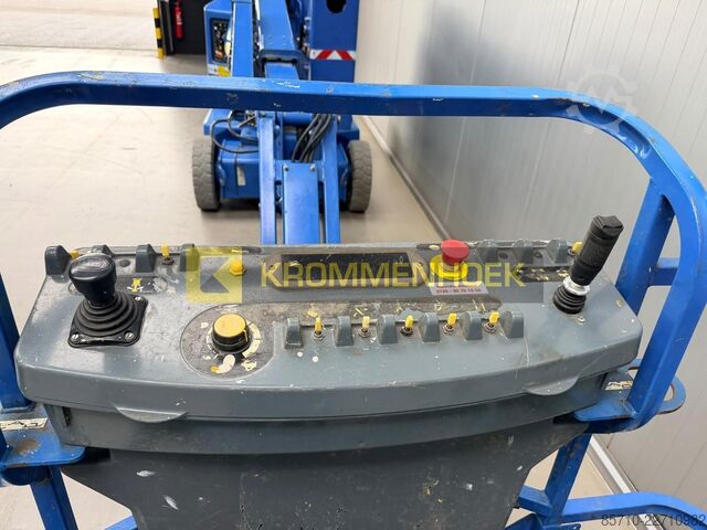 Plataforma de trabajo telescópica articulada JLG E 400 AJP 3D
