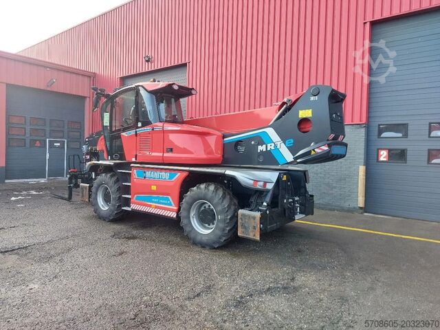 Rotirajući telehandler Manitou MRT 2660 360 E 700V