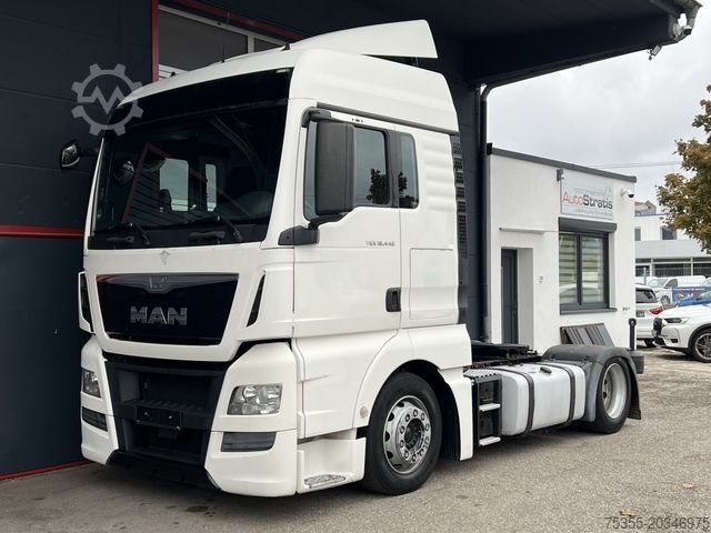 Volumen trækker MAN TGX 18.440 XLX MEGA Klimaauto Motorbremse 2xTank
