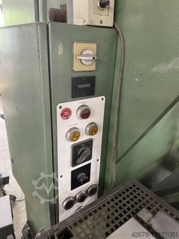 Hydraulische Einständer-Presse KRONE 63 x 280 S