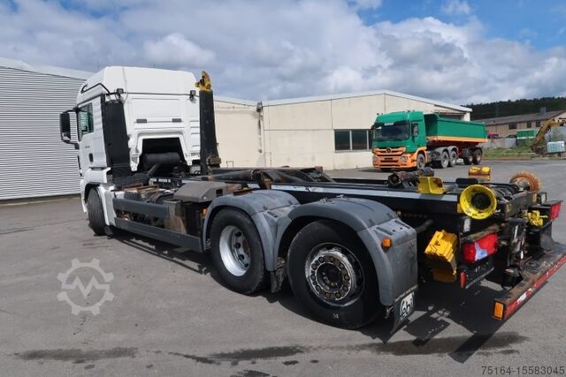 Camião basculante roll-off MAN TGS 26.440 6x2 BL Nachlauflenkachse