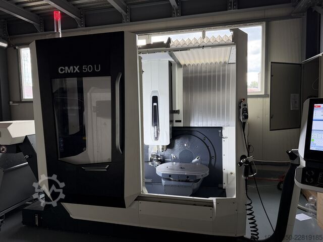 Univerzální pětiosé frézovací centrum CMX 50 U DMG MORI CMX 50 U-Universal milling center 5 axis