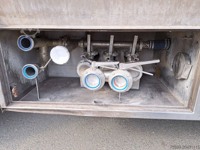 Tartálykocsi MAN TGA 03 26.413 FNLLW Wasserfahrzeug