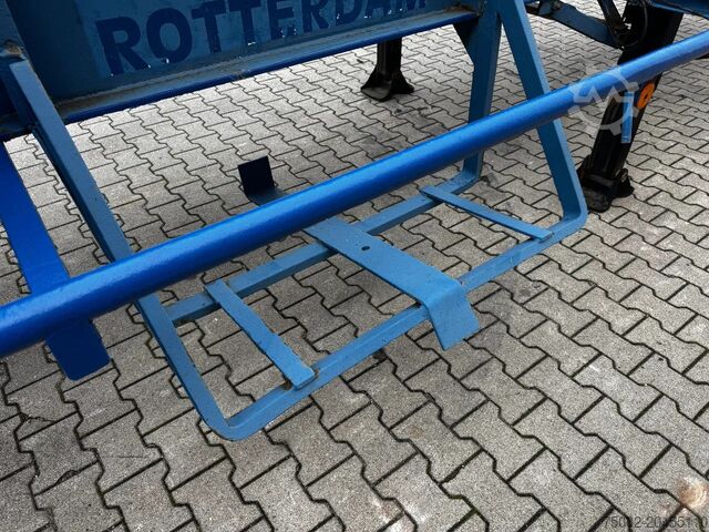 Transport kontenerowy Groenewegen 40FT-chassis / liftaxle / drumbrakes / NL-Chassis