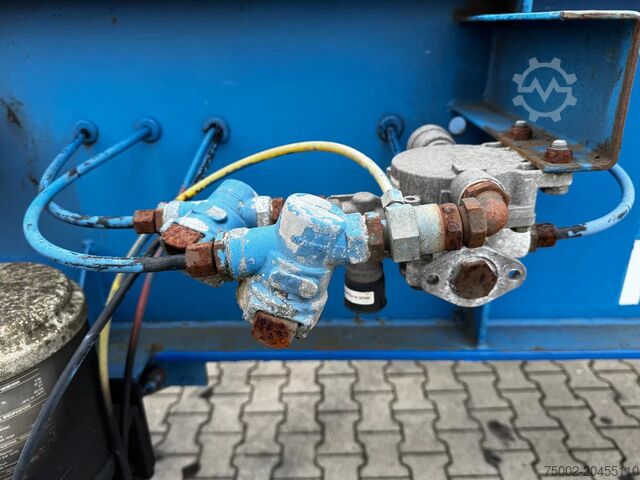 Transport kontenerowy Groenewegen 40FT-chassis / liftaxle / drumbrakes / NL-Chassis