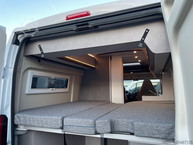 Kamper PÖSSL Summit Shine 600 R L*180Ps Automatik