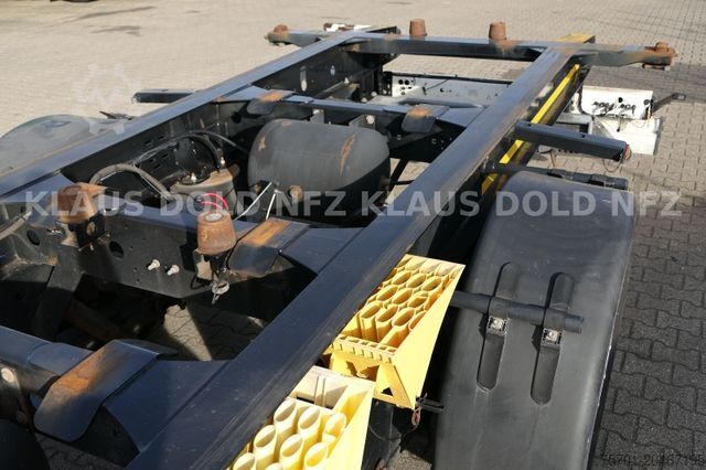 Swap chassis trailer KRONE ZZ BDF Wechselfahrgesrell Tandem