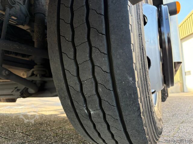 βαλίτσα DAF LF 4X2 2022 BRINKS + BAR KLEP  173.942 km