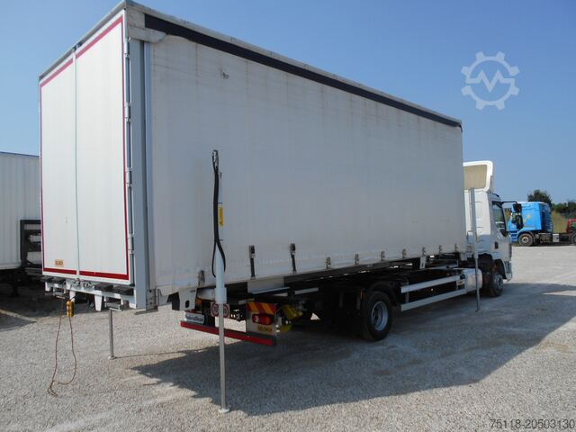 Vrachtwagen met laadbak en dekzeil DAF LF 230 12ton - CENTINA SCARRABILE