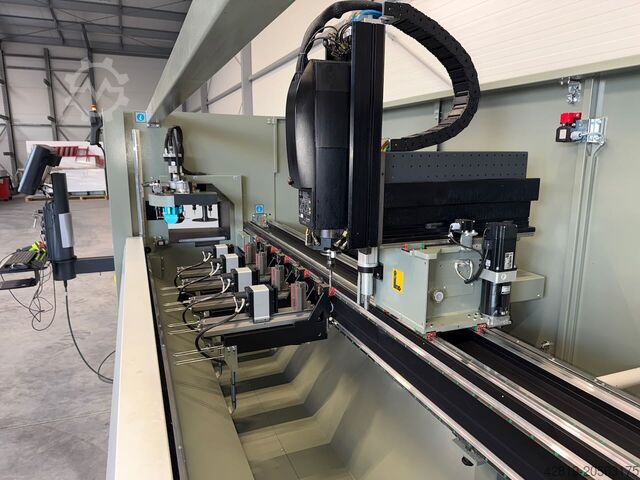 Universal machining center Emmegi PHANTOMATIC T3 A