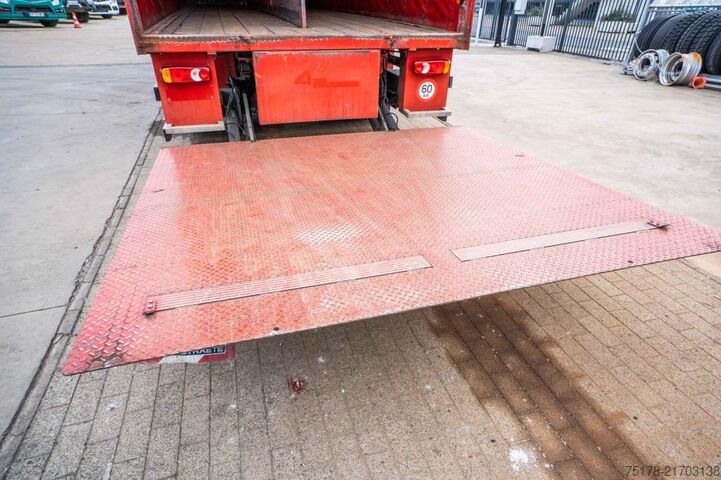 Presenning DAF LF 55.180 +DHOLLANDIA 2.5T.