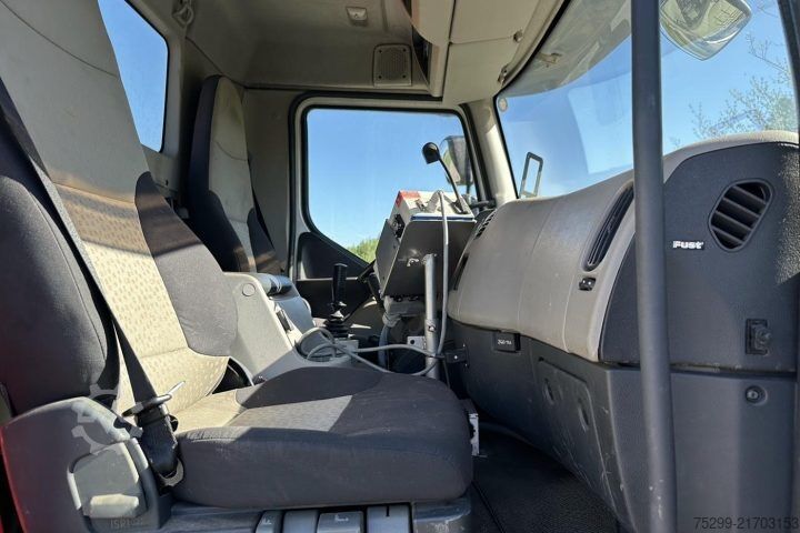 Özel amaçlı kamyon Renault Midlum 300 4x4 Winterdienst / Swiss-Vehicle