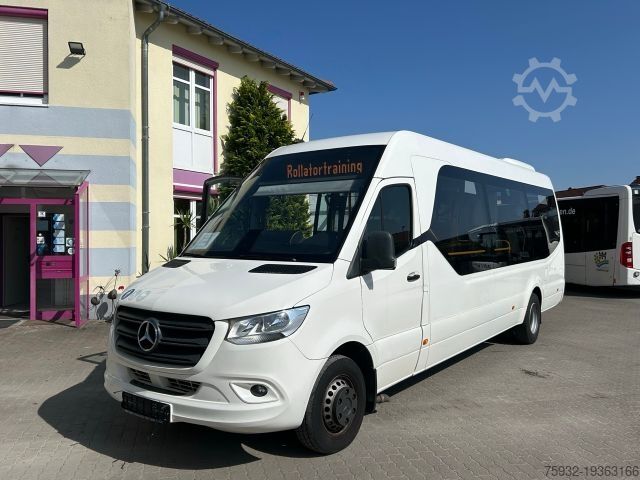 Stadsbus MERCEDES-BENZ Sprinter 516 City 75 LL 77 65 NEUER MOTOR