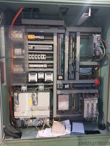 Verticale draaimachine met revolverkop BERTHIEZ 