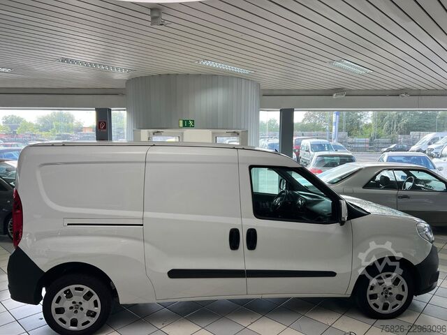 Furgão de painéis FIAT Doblò Maxi Kasten*2.Hand*PDC*