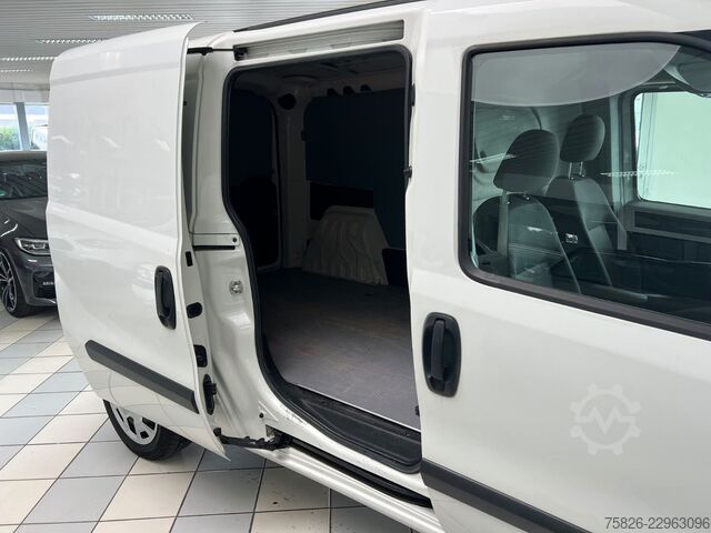 Furgão de painéis FIAT Doblò Maxi Kasten*2.Hand*PDC*