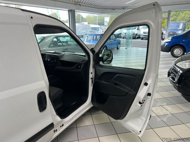 Furgão de painéis FIAT Doblò Maxi Kasten*2.Hand*PDC*