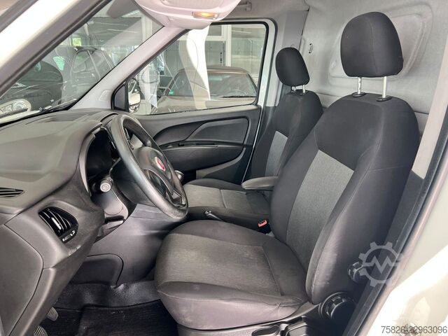 Furgão de painéis FIAT Doblò Maxi Kasten*2.Hand*PDC*