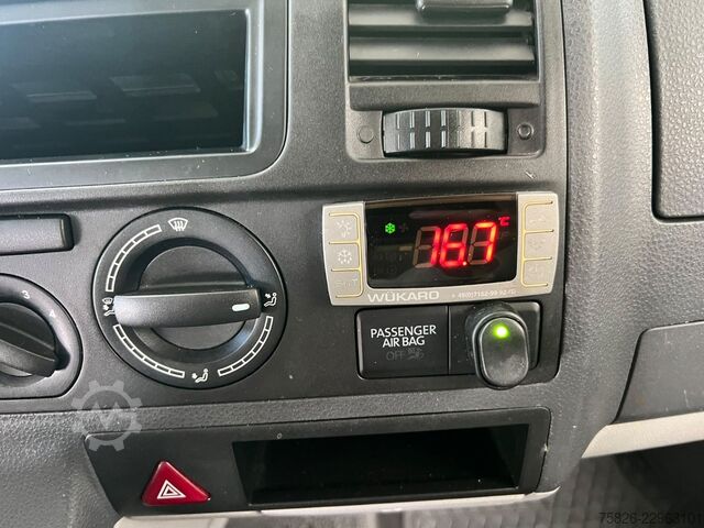 Furgão frigorífico VW T5 Kühlkasten*KONVEKTA*0°*1.Hand*Standkühlung*