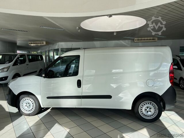 Furgão de painéis OPEL Combo D L2*Maxi*2.Hand*PDC*TÜV28/6*
