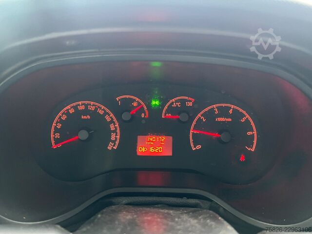 Furgão de painéis OPEL Combo D L2*Maxi*2.Hand*PDC*TÜV28/6*