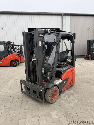 Empilhador eléctrico de 3 rodas Linde E16C-02