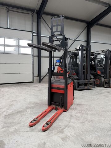 Empilhador manual Linde D10 AP