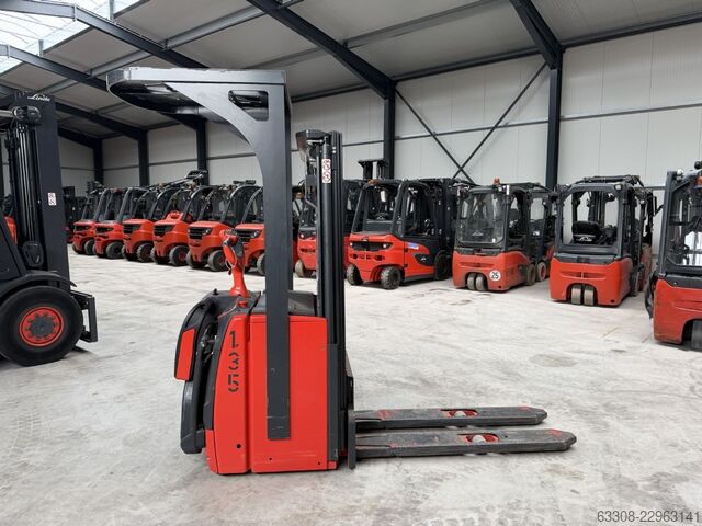 Empilhador manual Linde L14AP