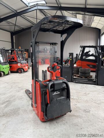 Empilhador manual Linde L14AP