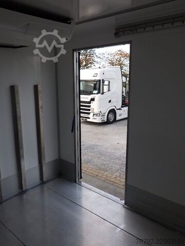 Ψυγείο φορτηγό IVECO ML 160 E 28 P TK-Koffer 7,5m/LBW/Türen/AHK/Klima