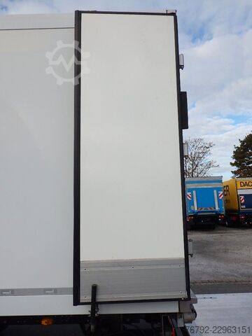 Ψυγείο φορτηγό IVECO ML 160 E 28 P TK-Koffer 7,5m/LBW/Türen/AHK/Klima