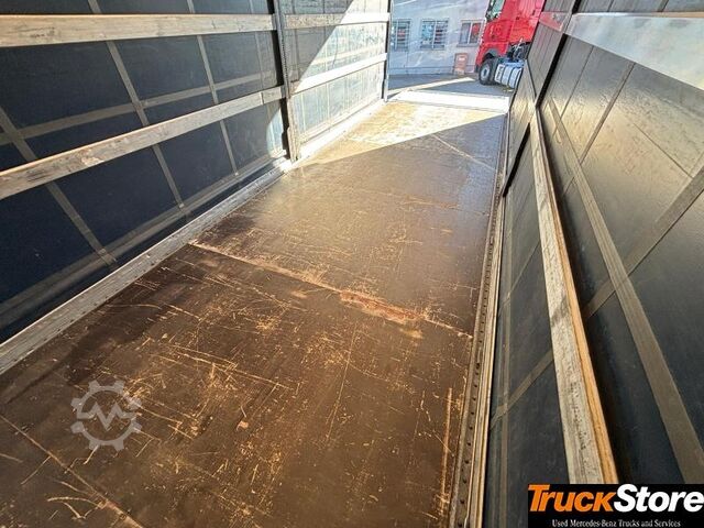 Platós teherautó ponyvával  Atego 1223L EDSCHA Curtainsider