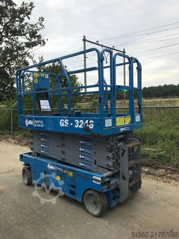 Makazaste platforme Genie GS 3246 | 2013