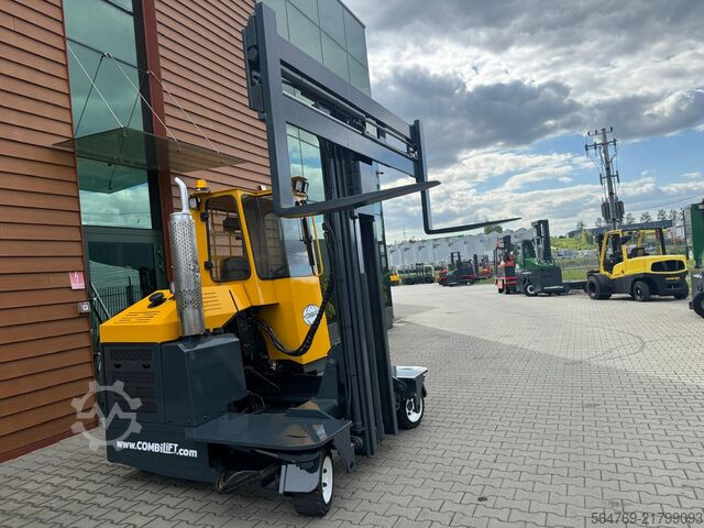 Wózek widłowy czterokierunkowy Combilift C2500 / Compact / Wide positioner