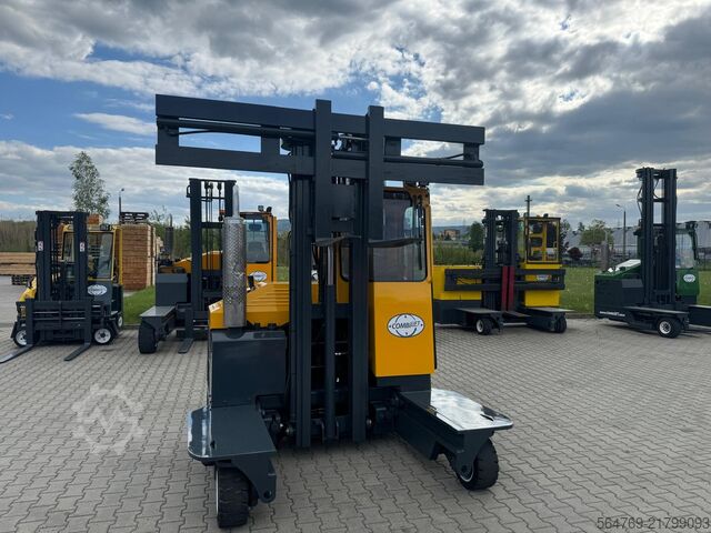 Wózek widłowy czterokierunkowy Combilift C2500 / Compact / Wide positioner